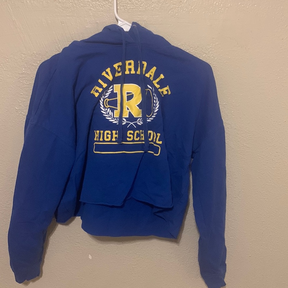 Riverdale Cropped Tee